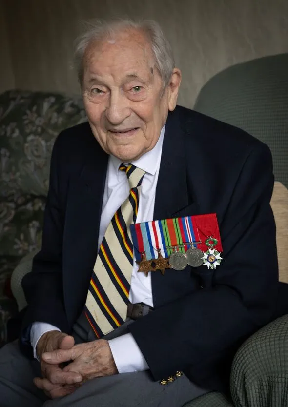 Ronald «Ronnie» Dukes, soldat débarquement avec la légion d'honneur