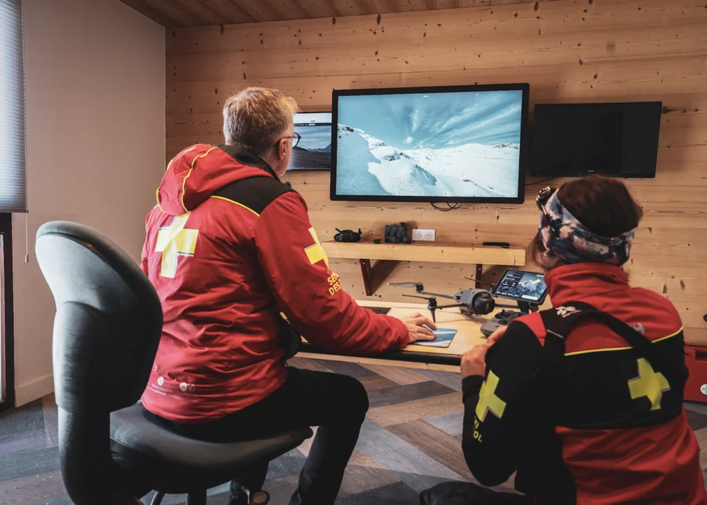 Vidéo en temps reel des drones DJI Dock 3 à Val Thorens