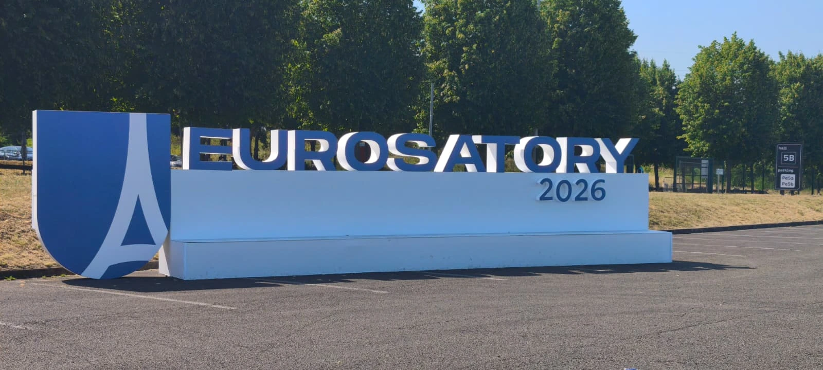 Entrée du salon Eurosatory 2026