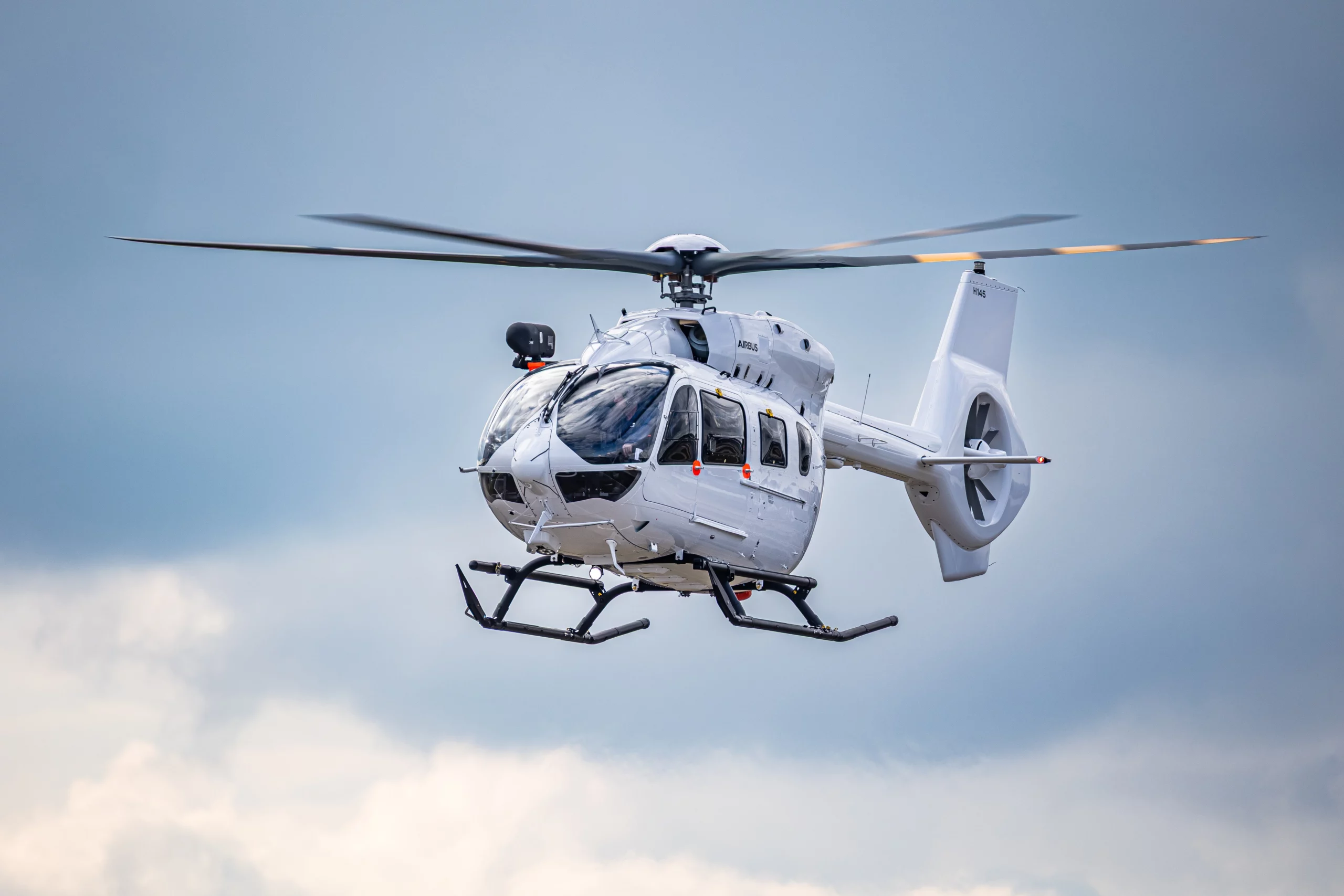 hélicoptère H145 airbus