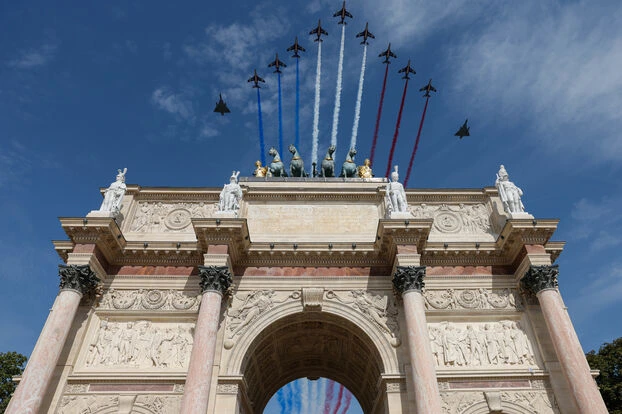 Patrouille de france avions défilé 14 juillet 2026