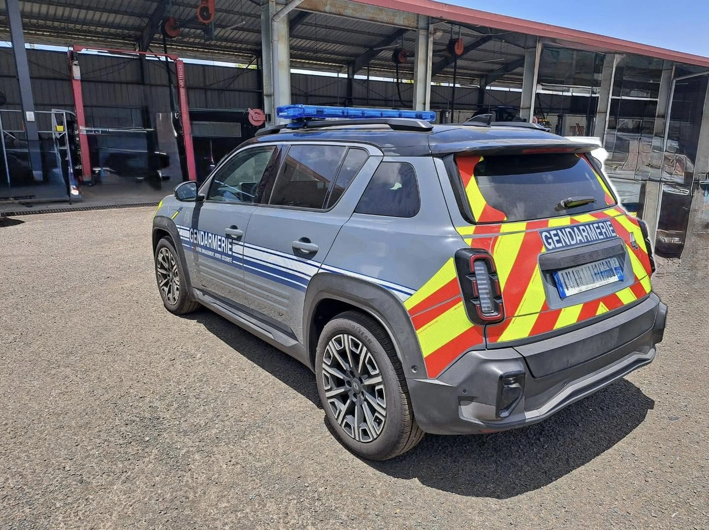 Renault 4 E-Tech gendarmerie